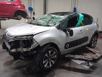 demontáž osobní automobily Citroën C3 C3 (SX/SW) Hatchback 1.2 12V e-THP PureTech 110 (EB2DT(HNZ)) [81kW]  (=
07-2016/...) 2017/2