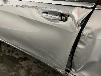 Mercedes S-klasse S (222.0/222.1) Sedan 3.0 S-350 BlueTEC, S-350 d 24V 4-Matic (OM642.86=
7) [190kW]  (02-2014/05-2017) picture 33