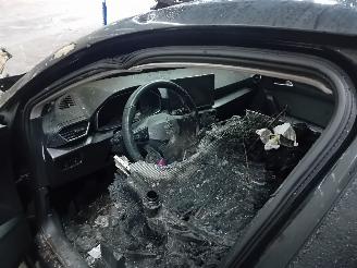 Seat Leon Leon (KLB) Hatchback 5-drs 1.0 TSI 12V (DLAA) [81kW]  (03-2020/...) picture 5