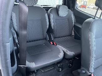 Renault Twingo Twingo II (CN) Hatchback 3-drs 1.2 16V (D4F-764(D4F-E7)) [55kW]  (03-2=
007/09-2014) picture 9