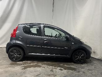 Peugeot 107 107 Hatchback 1.0 12V (384F(1KR)) [50kW]  (06-2005/05-2014) picture 7