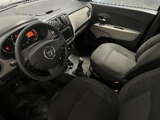 Dacia Lodgy Lodgy (JS/SD0J) MPV 1.2 TCE 16V (H5F-408) [85kW]  (03-2012/...) picture 12