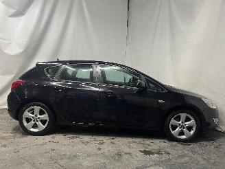 Opel Astra Astra J (PC6/PD6/PE6/PF6) Hatchback 5-drs 1.3 CDTI 16V EcoFlex (A13DTE=
(Euro 5)) [70kW]  (12-2009/10-2015) picture 7