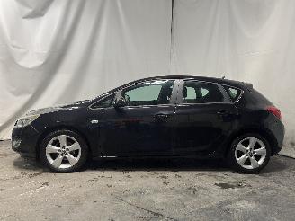 Opel Astra Astra J (PC6/PD6/PE6/PF6) Hatchback 5-drs 1.3 CDTI 16V EcoFlex (A13DTE=
(Euro 5)) [70kW]  (12-2009/10-2015) picture 4