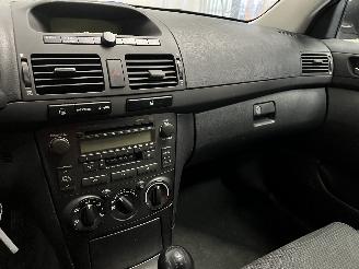 Toyota Avensis Avensis Wagon (T25/B1E) Combi 1.8 16V VVT-i (1ZZFE) [95kW]  (04-2003/1=
1-2008) picture 19