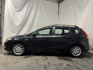 Hyundai I-30 i30 Crosswagon (WWH) Combi 1.4 CVVT 16V (G4FA) [80kW]  (11-2009/06-201=
2) picture 4