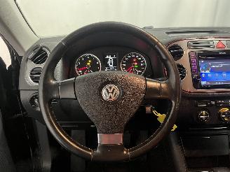 Volkswagen Tiguan Tiguan (5N1/2) SUV 2.0 TSI 16V 4Motion (CAWA(Euro 5)) [125kW]  (09-200=
7/07-2018) picture 22