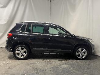 Volkswagen Tiguan Tiguan (5N1/2) SUV 2.0 TSI 16V 4Motion (CAWA(Euro 5)) [125kW]  (09-200=
7/07-2018) picture 6