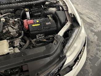 Nissan Pulsar Pulsar (C13) Hatchback 1.2 DIG-T 16V (HRA2DDT) [85kW]  (10-2014/...) picture 11