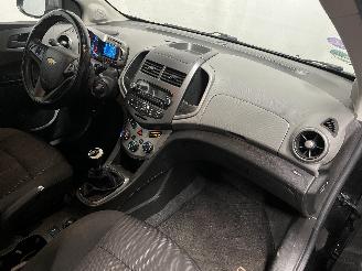 Chevrolet Aveo Aveo (300) Hatchback 1.2 16V (LDC) [63kW]  (03-2011/12-2015) picture 7