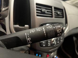 Chevrolet Aveo Aveo (300) Hatchback 1.2 16V (LDC) [63kW]  (03-2011/12-2015) picture 14