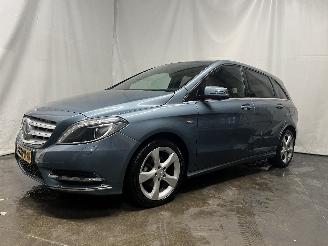 Mercedes B-klasse B (W246) Hatchback 1.6 B-180 BlueEFFICIENCY Turbo 16V (M270.910) [90kW=
]  (11-2011/12-2018) picture 3