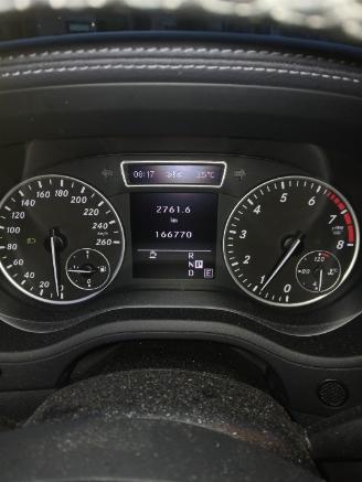 Mercedes B-klasse B (W246) Hatchback 1.6 B-180 BlueEFFICIENCY Turbo 16V (M270.910) [90kW=
]  (11-2011/12-2018) picture 2