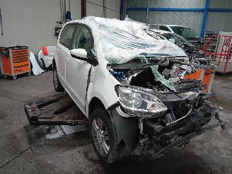 Volkswagen Up! Up! (121) Hatchback 1.0 12V 60 (CHYA) [44kW]  (08-2011/08-2020) picture 2