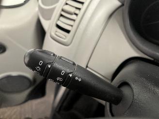 Opel Vivaro Vivaro Van 2.0 CDTI (M9R-784) [84kW]  (08-2006/07-2014) picture 20