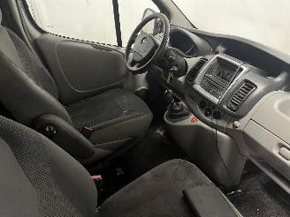 Opel Vivaro Vivaro Van 2.0 CDTI (M9R-784) [84kW]  (08-2006/07-2014) picture 15