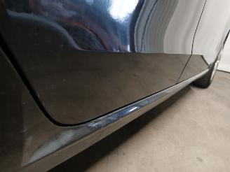 Volkswagen Up! Up! (121) Hatchback 1.0 12V 60 (CHYA) [44kW]  (08-2011/08-2020) picture 28