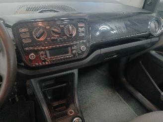 Volkswagen Up! Up! (121) Hatchback 1.0 12V EcoFuel (CPGA(Euro 6)) [50kW]  (11-2012/11=
-2023) picture 16