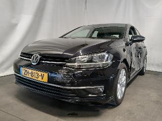 uszkodzony samochody osobowe Volkswagen Golf Golf VII (AUA) Hatchback 1.0 TSI 12V BlueMotion (DKRF) [85kW]  (05-201=
5/08-2020) 2019/5