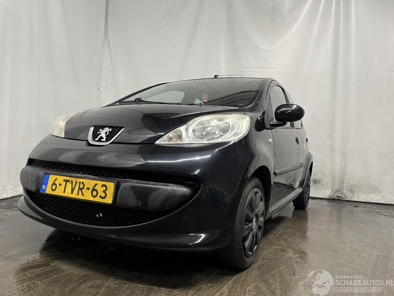 Peugeot 107 107 Hatchback 1.0 12V (384F(1KR)) [50kW]  (06-2005/05-2014)