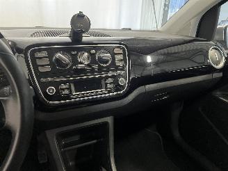 Volkswagen Up! Up! (121) Hatchback 1.0 12V 60 (CHYA) [44kW]  (08-2011/08-2020) picture 25