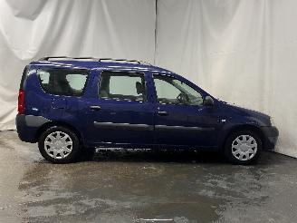 Dacia Logan Logan MCV I (KS) Combi 1.6 (K7M-718) [64kW]  (02-2007/06-2013) picture 7