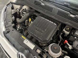 Volkswagen Up! Up! (121) Hatchback 1.0 12V 60 (CHYA) [44kW]  (08-2011/08-2020) picture 13