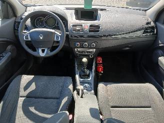 Renault Mégane Megane III Berline (BZ) 5-deurs 1.5 dCi 110 (K9K-636) [81kW]  (04-2011=
/...) picture 8