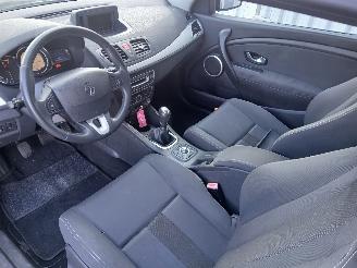 Renault Mégane Megane III Coupe (DZ) Hatchback 3-drs 1.4 16V TCe 130 (H4J-700(H4J-A7)=
) [96kW]  (04-2009/02-2016) picture 11