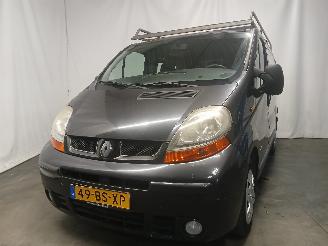 damaged passenger cars Renault Trafic Trafic New (FL) Van 1.9 dCi 82 16V (F9Qt-762) [60kW]  (03-2001/10-2006=
) 2005/4