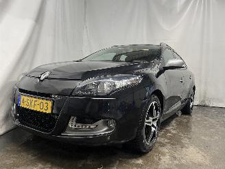 uszkodzony samochody osobowe Renault Mégane Megane III Grandtour (KZ) Combi 5-drs 1.5 dCi 110 (K9K-656(K9K-G6)) [8=
1kW]  (02-2009/04-2016) 2013/10