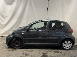 Toyota Aygo Aygo (B10) Hatchback 1.0 12V VVT-i (1KR-FE) [50kW]  (07-2005/05-2014) picture 4