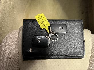 Lexus IS IS (E2) Sedan 250 2.5 V6 24V (4GRFSE) [153kW]  (08-2005/03-2013) picture 32