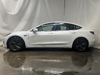 Tesla Model 3 Model 3 Sedan Long Range, Performance AWD (3D1) [340kW]  (06-2018/...)= picture 4