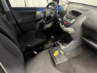 Toyota Aygo Aygo (B10) Hatchback 1.0 12V VVT-i (1KR-FE) [50kW]  (07-2005/05-2014) picture 12