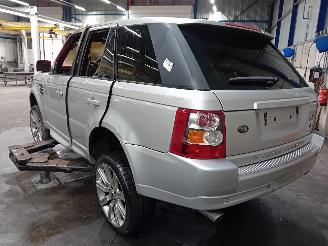 Land Rover Range Rover Range Rover Sport (LS) Terreinwagen 4.2 V8 32V Supercharged (428PS(AJ-=
V8)) [287kW]  (02-2005/03-2013) picture 4