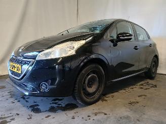 Peugeot 208 208 I (CA/CC/CK/CL) Hatchback 1.2 Vti 12V PureTech 82 (EB2F(HMZ)) [60k=
W]  (03-2012/12-2019) picture 3