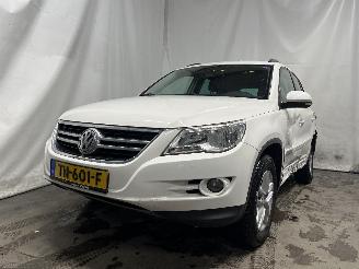 Damaged car Volkswagen Tiguan Tiguan (5N1/2) SUV 1.4 TSI 16V 4Motion (BWK(Euro 5)) [110kW]  (09-2007=
/07-2018) 2008/10