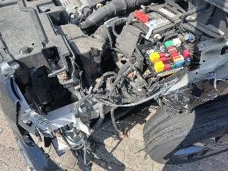 Opel Grandland Grandland (X) SUV 1.2 Turbo 12V (F12XHT(EB2ADTS)) [96kW]  (06-2017/...=
) picture 32