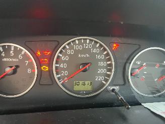 Nissan X-Trail X-Trail (T30) SUV 2.0 16V 4x2 (QR20DE) [103kW]  (07-2001/01-2013) picture 2