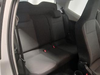 Volkswagen Up! Up! (121) Hatchback 1.0 12V 60 (CHYA) [44kW]  (08-2011/08-2020) picture 9