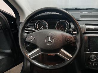 Mercedes R-klasse R (W251) MPV 3.5 350 V6 24V 4-Matic (M272.967) [200kW]  (08-2005/12-20=
12) picture 25