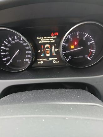 Land Rover Discovery Discovery Sport (LC) Terreinwagen 2.0 Si4 16V (204PT(GTDI)) [177kW]  (=
11-2014/...) picture 2