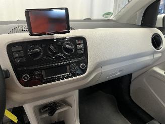 Volkswagen Up! Up! (121) Hatchback 1.0 12V 75 (CWRA) [55kW]  (08-2011/11-2019) picture 24