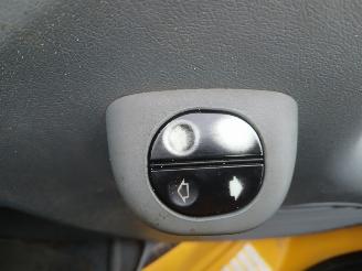 Ford Transit Transit Bus 2.2 TDCi 16V (P8FA(Euro 4)) [63kW]  (04-2006/08-2014) picture 11