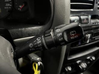 Hyundai Santa Fe Santa Fe I SUV 2.0 16V 4x2 (G4JP) [99kW]  (08-2001/02-2006) picture 17