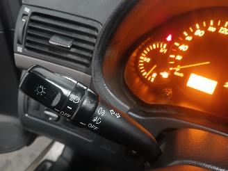 Toyota Avensis Avensis Wagon (T25/B1E) Combi 2.0 16V VVT-i D4 (1AZFSE) [108kW]  (04-2=
003/11-2008) picture 15