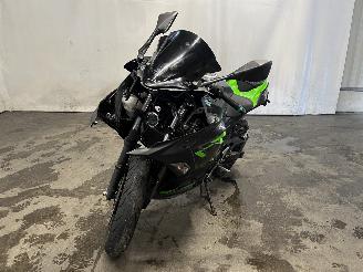 krockskadad bil motor Kawasaki Ninja 500 SE  2020/6