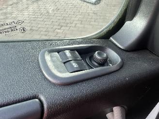 Opel Movano Movano Van 2.3 CDTi Biturbo 16V FWD (M9T-702(M9T-B7)) [100kW]  (05-201=
4/...) picture 19