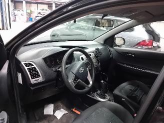 Hyundai I-20 i20 Hatchback 1.4i 16V (G4FA) [74kW]  (09-2008/12-2015) picture 5